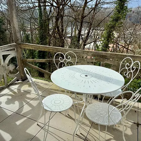 O Mon Beau Refuge - 75 M2 & Private Parking Apartamento